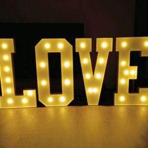 LED nápis LOVE