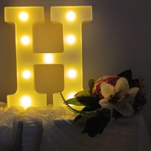 LED písmeno H