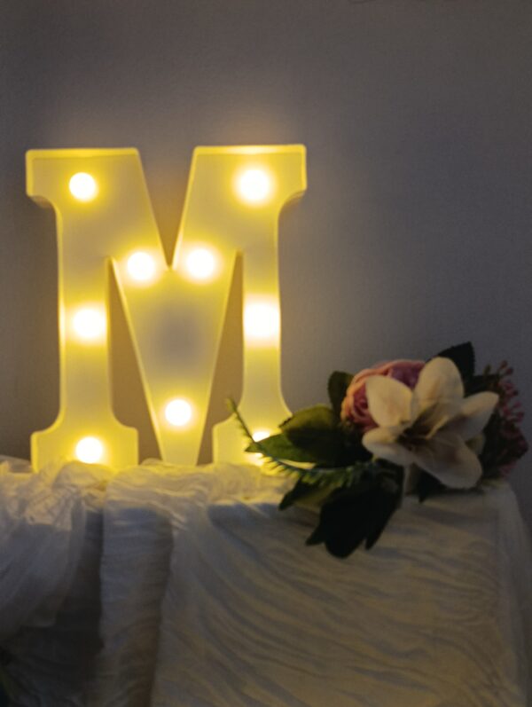 LED písmeno M