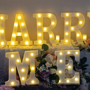 LED nápis MARRY ME
