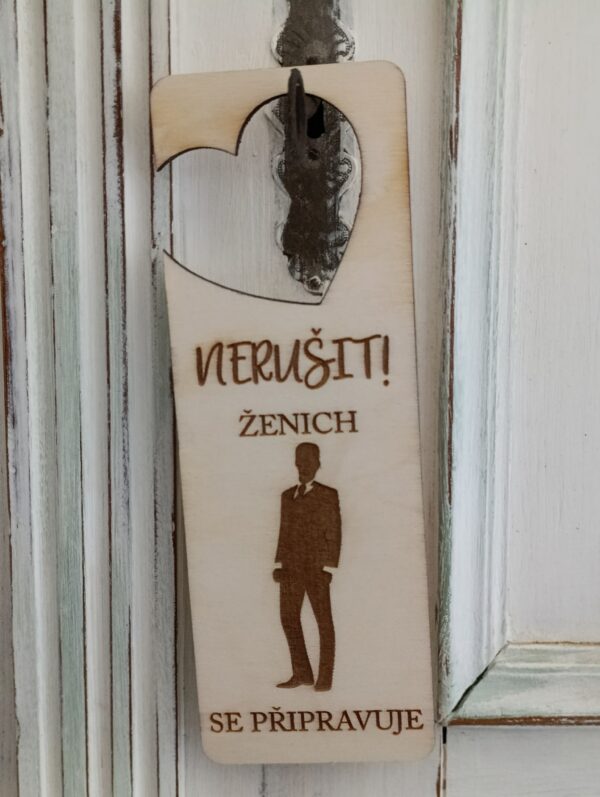 Nerušit ženich se připravuje